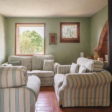 Villa Podere Mencoini, Stylish With Private Pool And Olive Garden Scrofiano