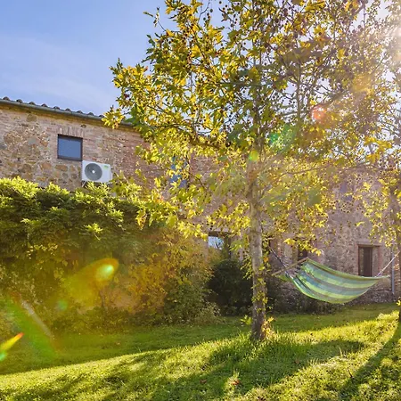Villa Podere Mencoini, Stylish With Private Pool And Olive Garden